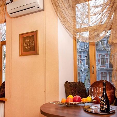 Mini-Hotel In The Very Heart Of Odessa Zewnętrze zdjęcie